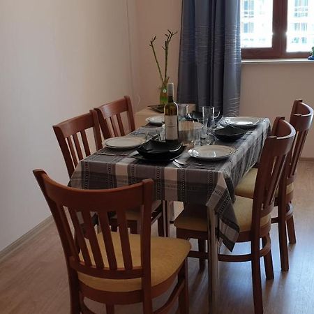 Family Holiday Apartments Breez 1 Βάρνα Εξωτερικό φωτογραφία