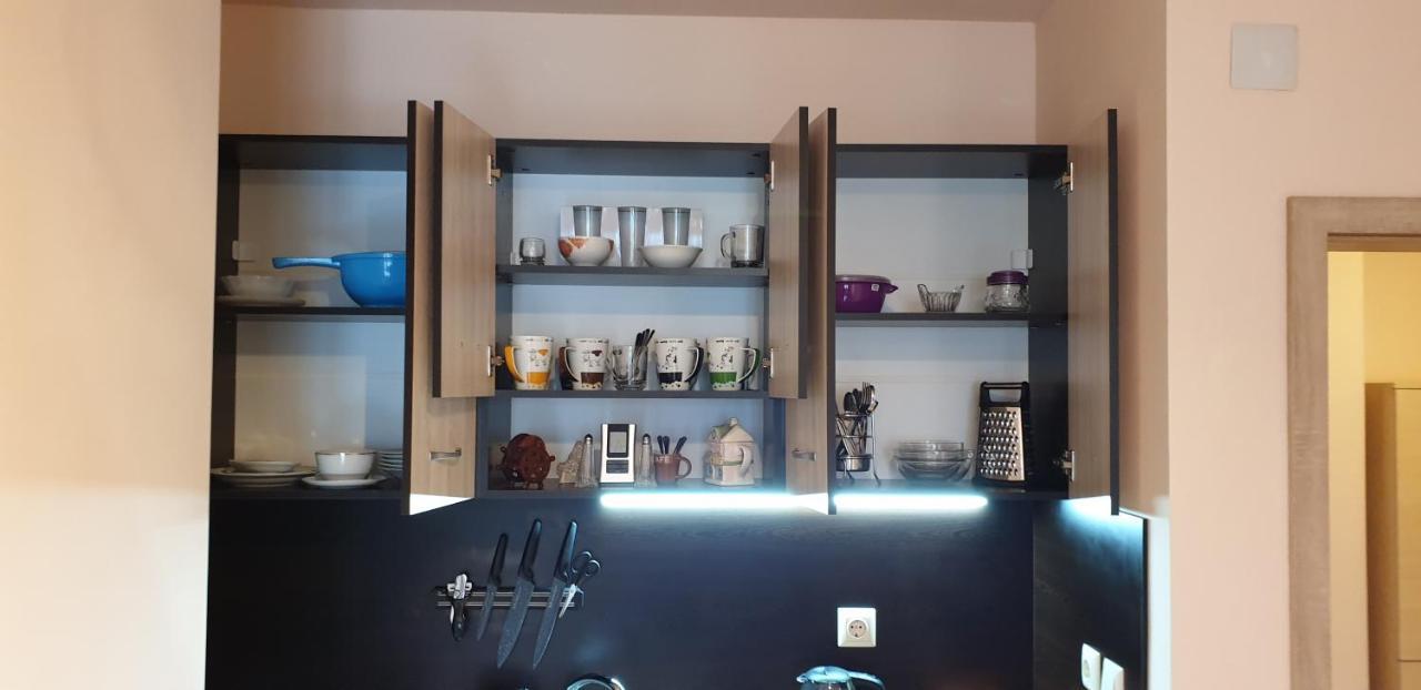 Family Holiday Apartments Breez 1 Βάρνα Εξωτερικό φωτογραφία